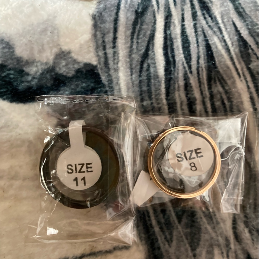 His and Hers ring set